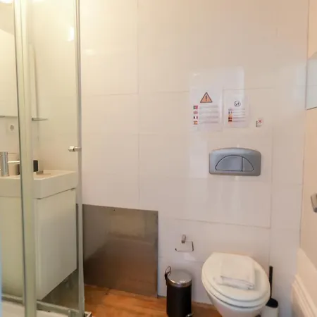 Apartment Adorable In Great Area