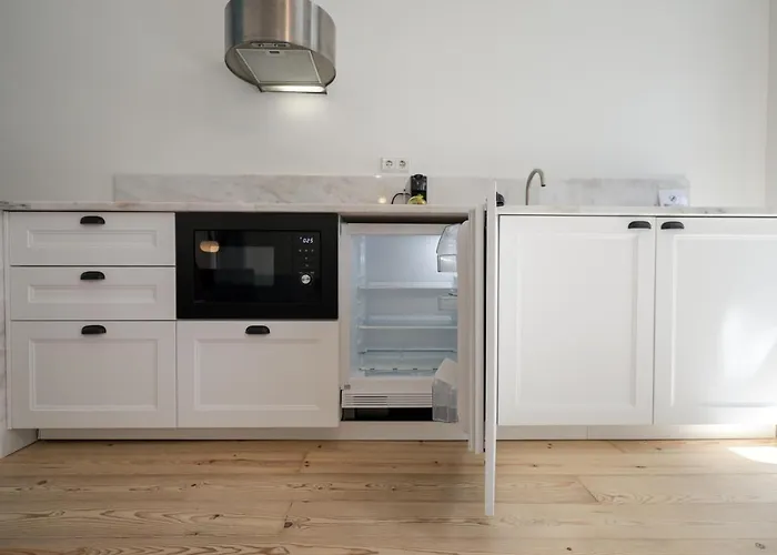 Adorable In Great Area Apartment Porto