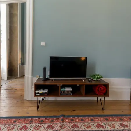 Adorable In Great Area Apartman